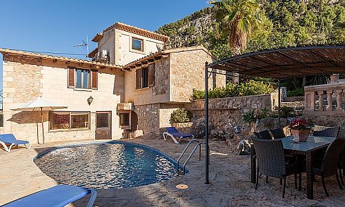 Finca Pollenca Mallorca 6 Personen Klimaanlage Ausblick