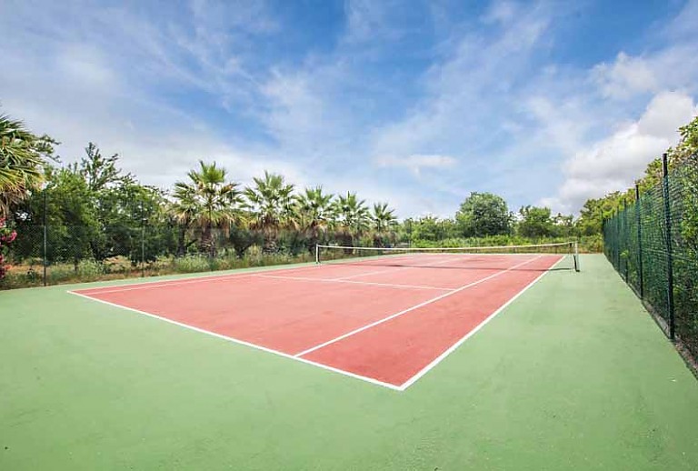 Finca Mallorca Buger 6 Personen Tennisplatz
