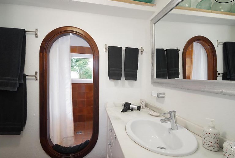 Bad Dusche Waschbecken Spiegel Lampe