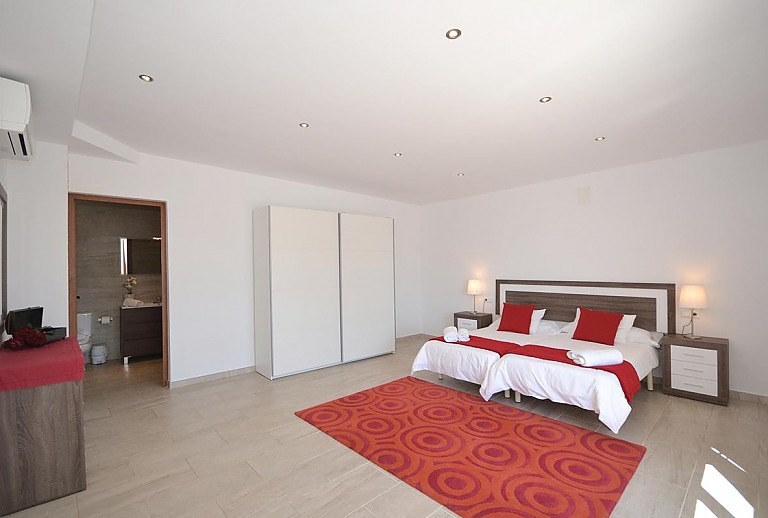 Finca Mallorca Sencelles 32 Personen