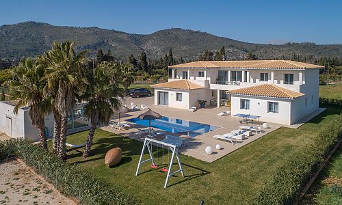 Finca mit Pool und großem Außenbereich