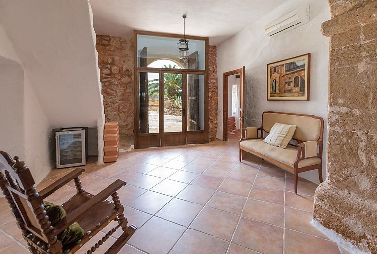 Eingangsbereich mit Sitzmöbeln