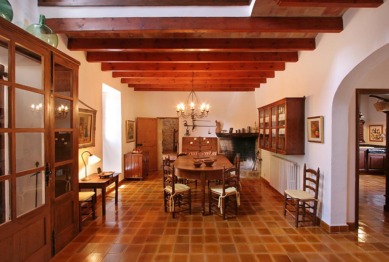 Finca Mallorca Pollenca Antik Bergblick 8 Personen