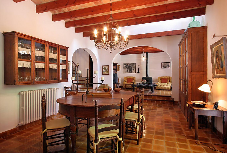 Finca Mallorca Pollenca Antik Bergblick 8 Personen