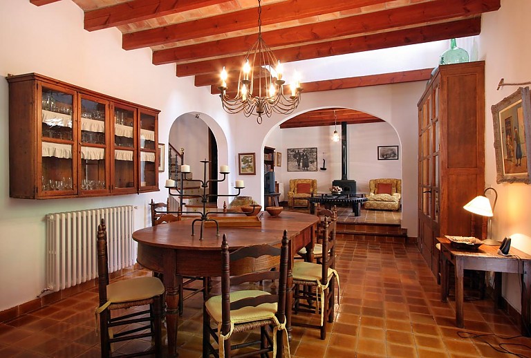 Finca Mallorca Pollenca Antik Bergblick 8 Personen