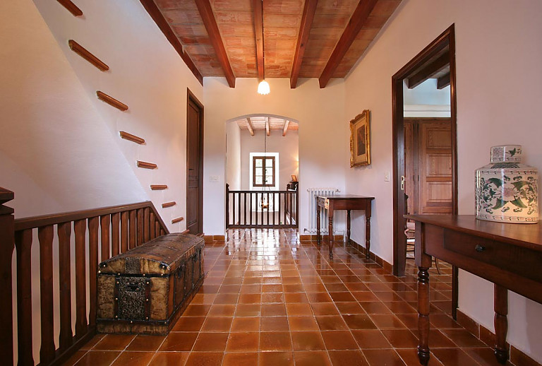 Finca Mallorca Pollenca Antik Bergblick 8 Personen